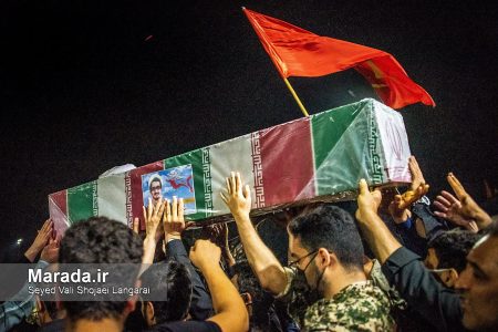 آیین افتخار آمیز شب وداع مردم ساری با سه شهید مدافع حرم