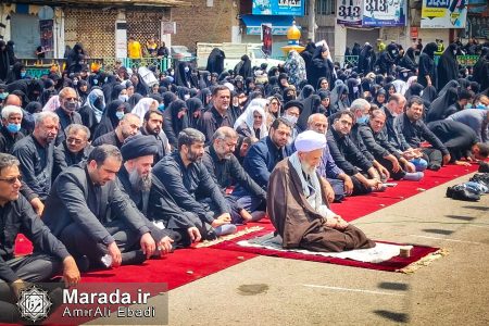 اقامه نماز ظهر عاشورا ۱۴۴۴ در ساری