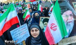حضور پررنگ بانوان مطالبه گر عفاف و حجاب در راهپیمایی ۲۲ بهمن مازندران