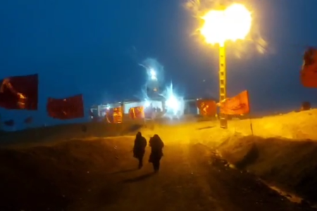 غروبی بارانی در یادمان شهدای هفت تپه / ویدئو