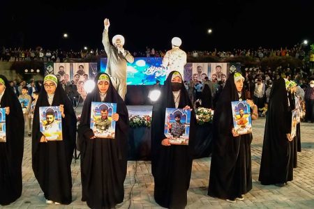 گرامیداشت شهدای مدافع حرم اردیبهشت مقاومت در بوستان ولایت ساری / عکس