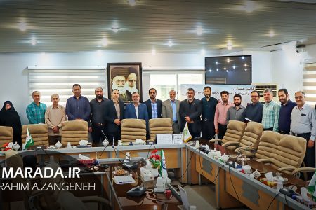 گرامیداشت روز ملی اصناف همزمان با ابلاغ برنامه در حوزه بسیج اصناف ساری / عکس
