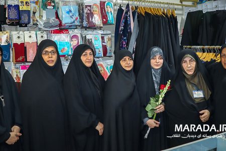 تجلیل از فعالان عفاف و حجاب بازار ساری / ویدئو