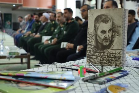 آیین اهدای ۱۰۴۰۰ بسته لوازم التحریر ایرانی در قالب پویش همکلاسی مهربان به دانش آموزان نیازمند مازندرانی