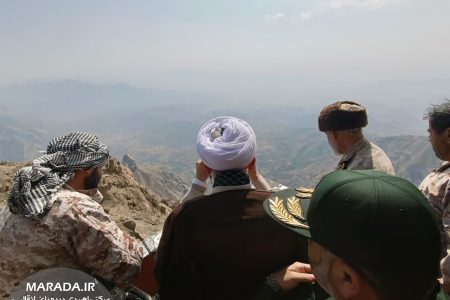 دیدار و قدردانی نماینده ولی فقیه در استان مازندران از رزمندگان لشکر عملیاتی  ۲۵ کربلا در منطقه مرزی شمالغرب کشور / عکس