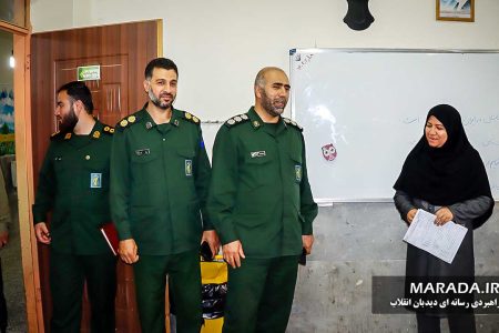 دیدار فرمانده سپاه ساری با معلمان جهادی جنوب شهر ساری / عکس