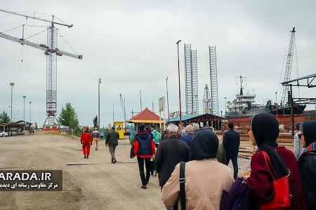 راهیان پیشرفت ایران با هنرمندان مازندران در کشتی سازی صدرا شمال کشور / ویدئو