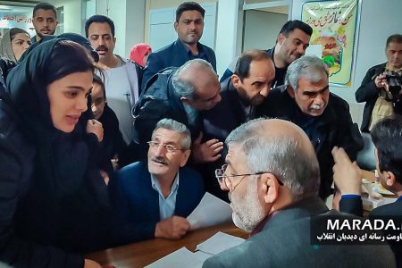 میز خدمت روز معلولین با فرماندار ساری / ویدئو